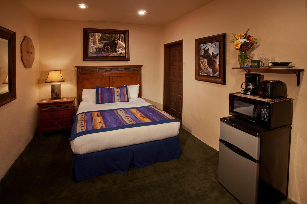 Cottam'S Lodge By Alpine Village Suites Taos Ski Valley Phòng bức ảnh